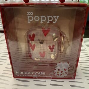 New XO Poppy AirPods Case Keychain 1st & 2nd Generation Clear With Hearts